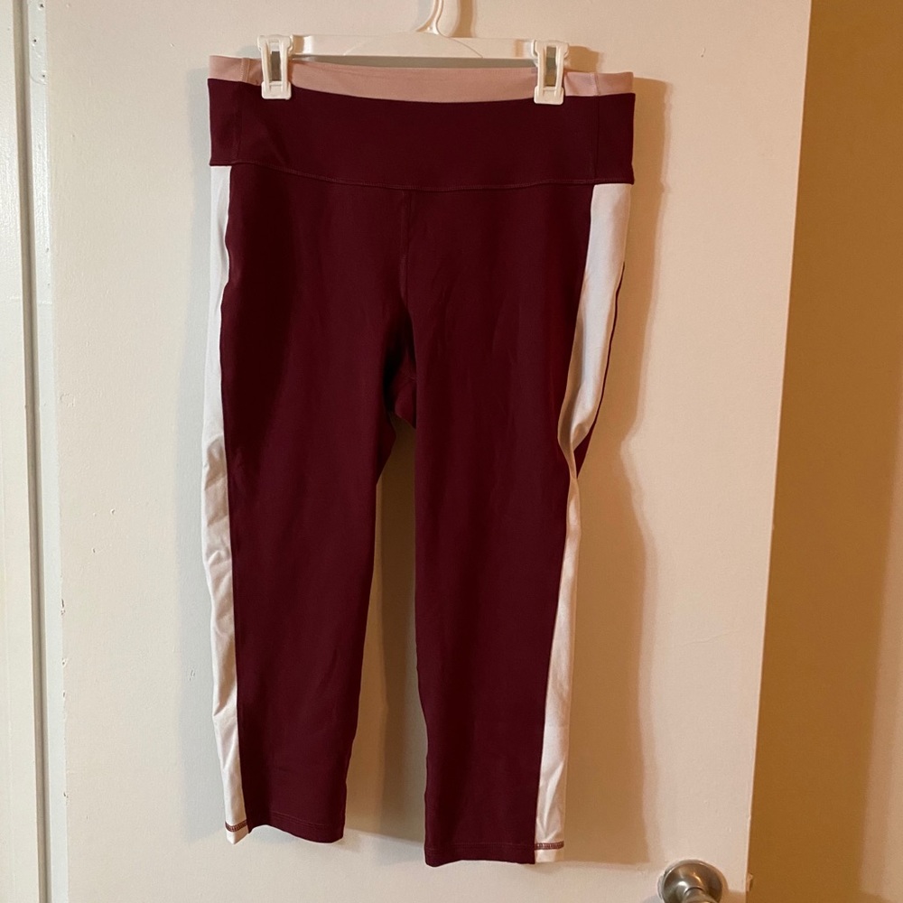 Old Navy Cropped Leggings
